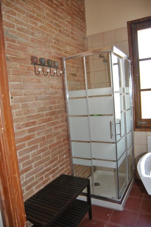 Mas Perdiueta Guest House Alforja Phòng bức ảnh