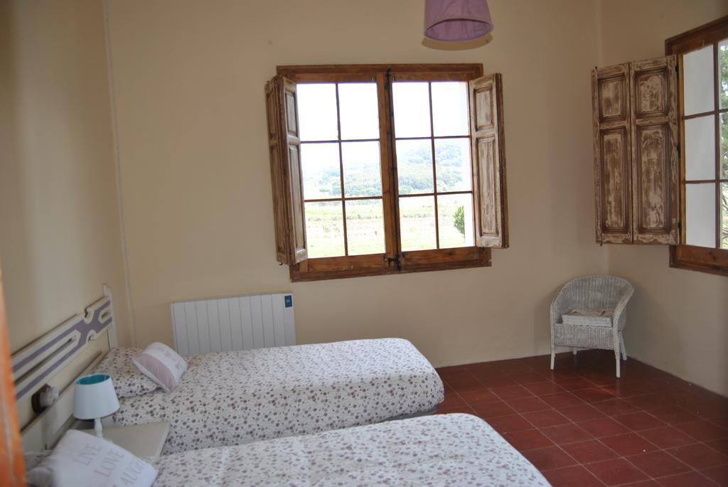 Mas Perdiueta Guest House Alforja Phòng bức ảnh