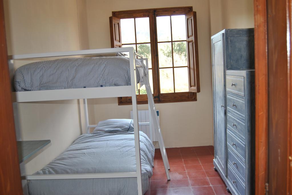 Mas Perdiueta Guest House Alforja Phòng bức ảnh